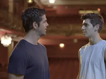 Rober expulsa a Omar del musical Rober expulsa a Omar del musical