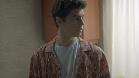 Omar quiere irse a Londres y dejar el musical Omar quiere irse a Londres y dejar el musical