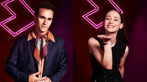Alejandro Jato y Elena Rivera, sobre 'Camilo Superstar': "Nos remontamos a una etapa más joven de Camilo Sesto y Paloma San Basilio" Alejandro Jato y Elena Rivera, sobre 'Camilo Superstar': "Nos remontamos a una etapa más joven de Camilo Sesto y Paloma San Basilio"