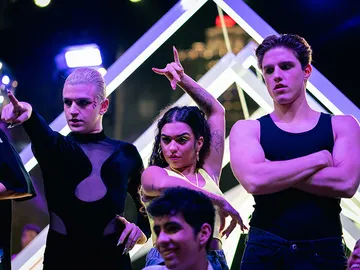 La serie compuesta por 8 episodios es una producción original de Atresmedia Televisión en colaboración con Globomedia  La serie compuesta por 8 episodios es una producción original de Atresmedia Televisión en colaboración con Globomedia