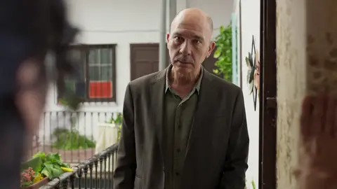 “En esta casa nunca nos ha ayudado nadie”: Tere y Rafa no se fían de Martín y rechazan su ayuda “En esta casa nunca nos ha ayudado nadie”: Tere y Rafa no se fían de Martín y rechazan su ayuda