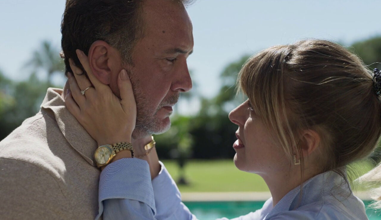 Catalina le pide a Vicente que pare con esta locura