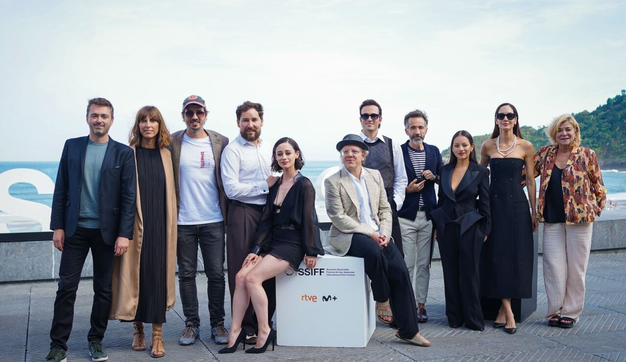 El equipo de Camilo Superstar