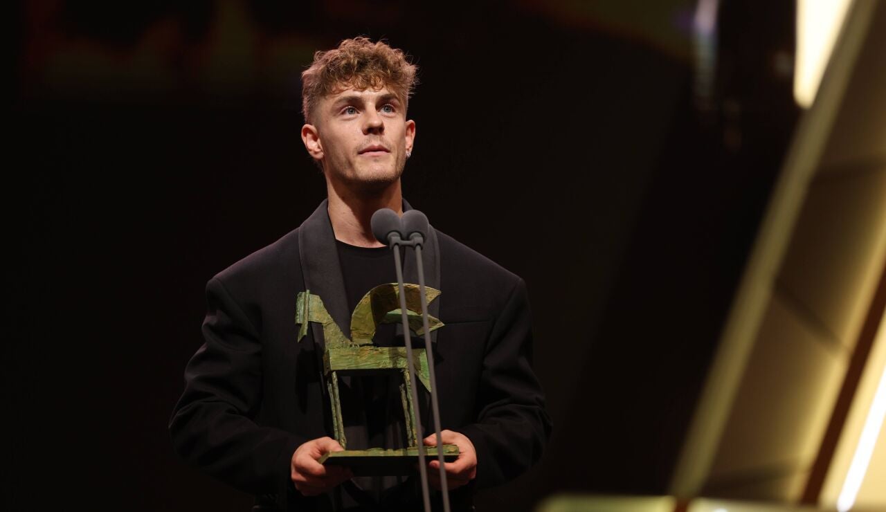 Patrick Criado recoge el Premio Ondas por Las noches de Tef&iacute;a: "Detr&aacute;s del miedo est&aacute; la felicidad"
