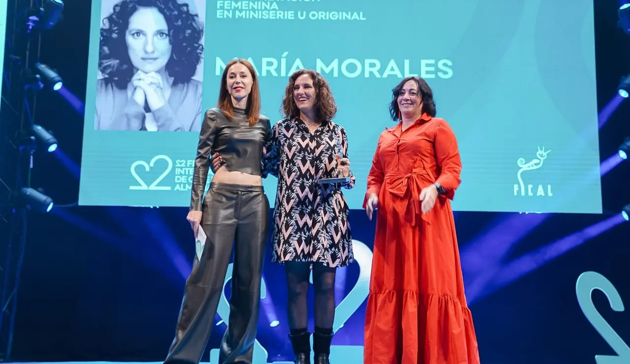 María Morales y José Luis García-Pérez premiados como mejor actriz y mejor actor en la categoría de los Premios Original en el FICAL de Almería