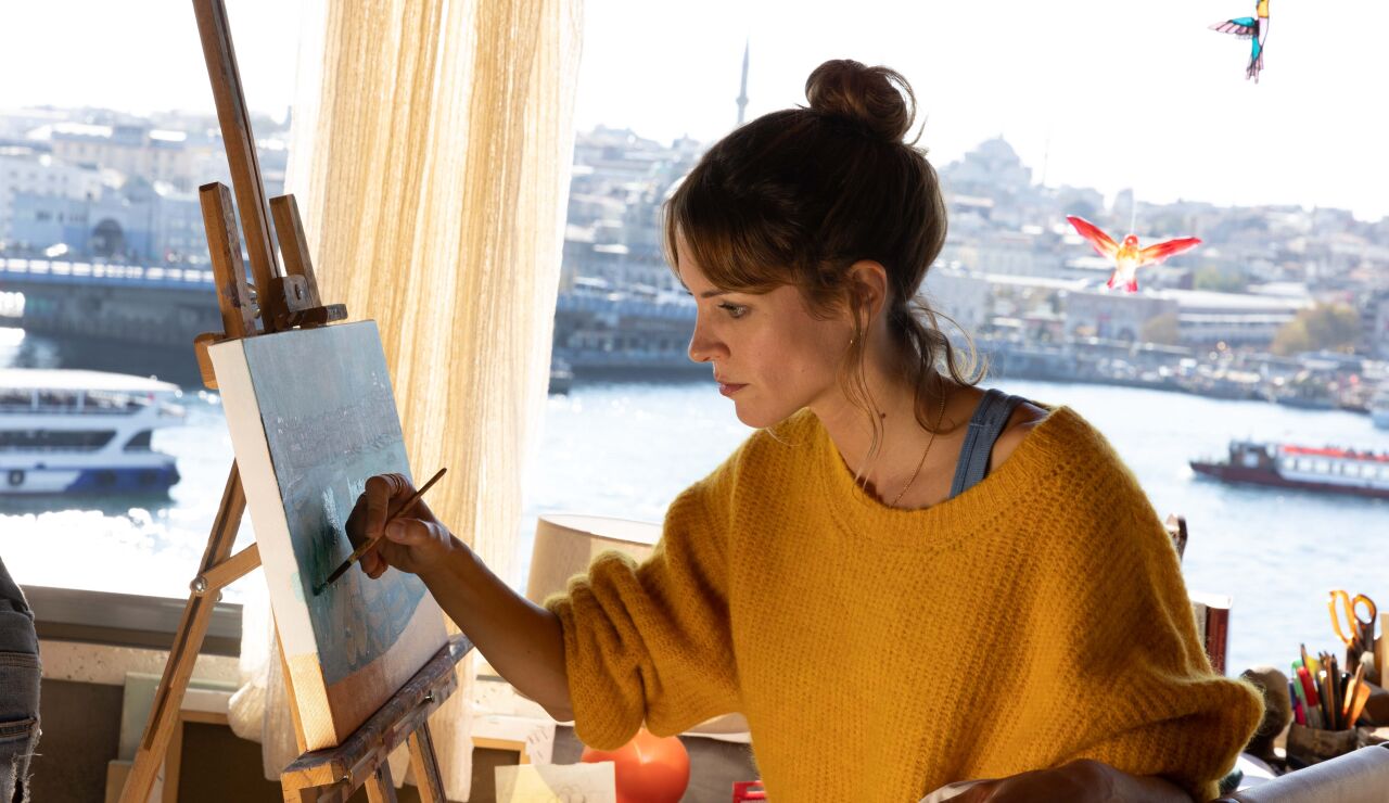 Maggie Civantos es Olivia 