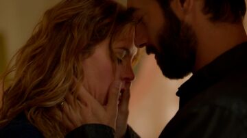 Olivia y Yaman, personajes de La pasi&oacute;n turca