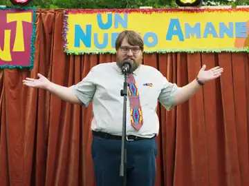 El domingo, vive un talent show único en Un nuevo amanecer: "¡Que empiece el show!" El domingo, vive un talent show único en Un nuevo amanecer: "¡Que empiece el show!"
