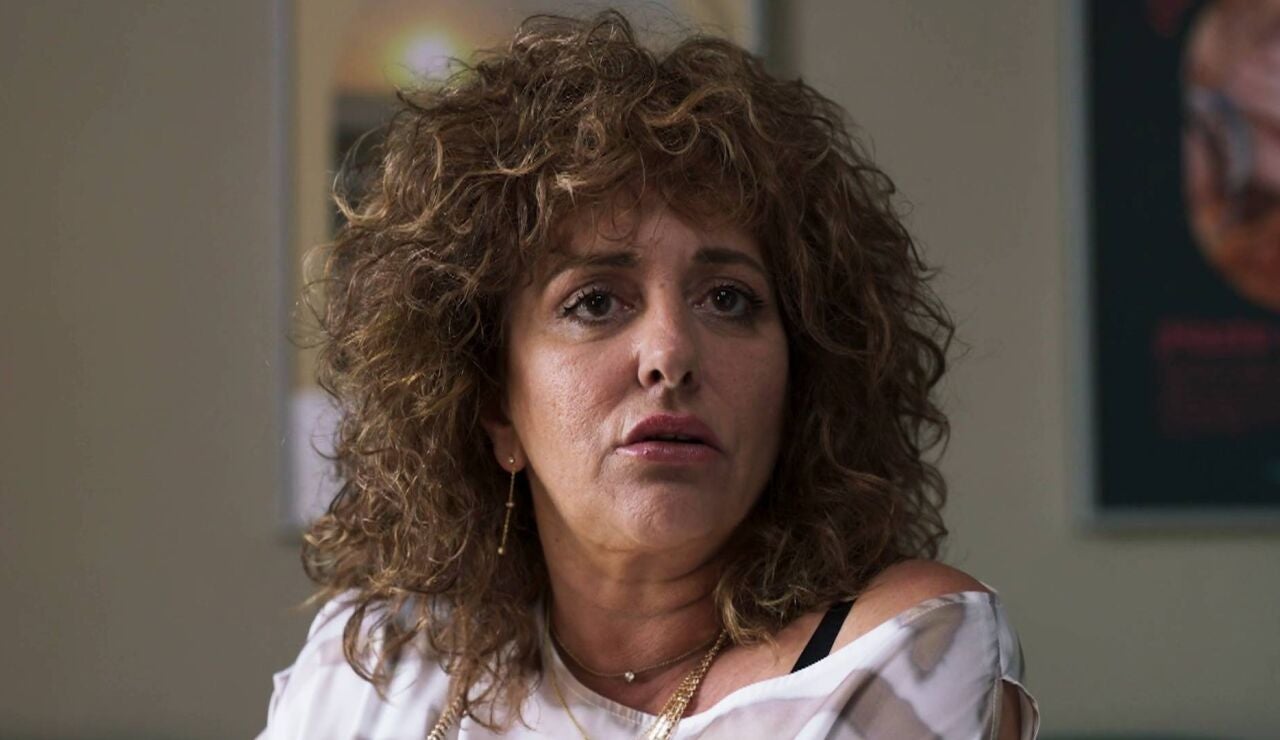 El domingo en Un nuevo amanecer, Candela regresa a su infancia en la terapia de Peter