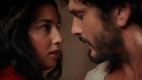 El 28 de abril descubre la historia de las Beguinas: "Los mejores finales siempre han de ser inesperados" Los dos protagonistas de Beguinas