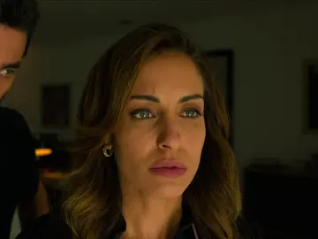 Eva decide dar un paso más en su venganza poniendo en juego su amistad con Omar Eva decide dar un paso más en su venganza poniendo en juego su amistad con Omar
