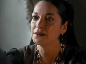 Gabriela le cuenta la sentencia a Lucía: “Las libertas serán condenadas a la hoguera” Gabriela le cuenta la sentencia a Lucía: “Las libertas serán condenadas a la hoguera”