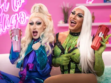 Samantha Ballentines y Kelly Roller estrenan la nueva temporada de Sí lo digo… ¡Por las nubes! Samantha Ballentines y Kelly Roller estrenan la nueva temporada de Sí lo digo… ¡Por las nubes!