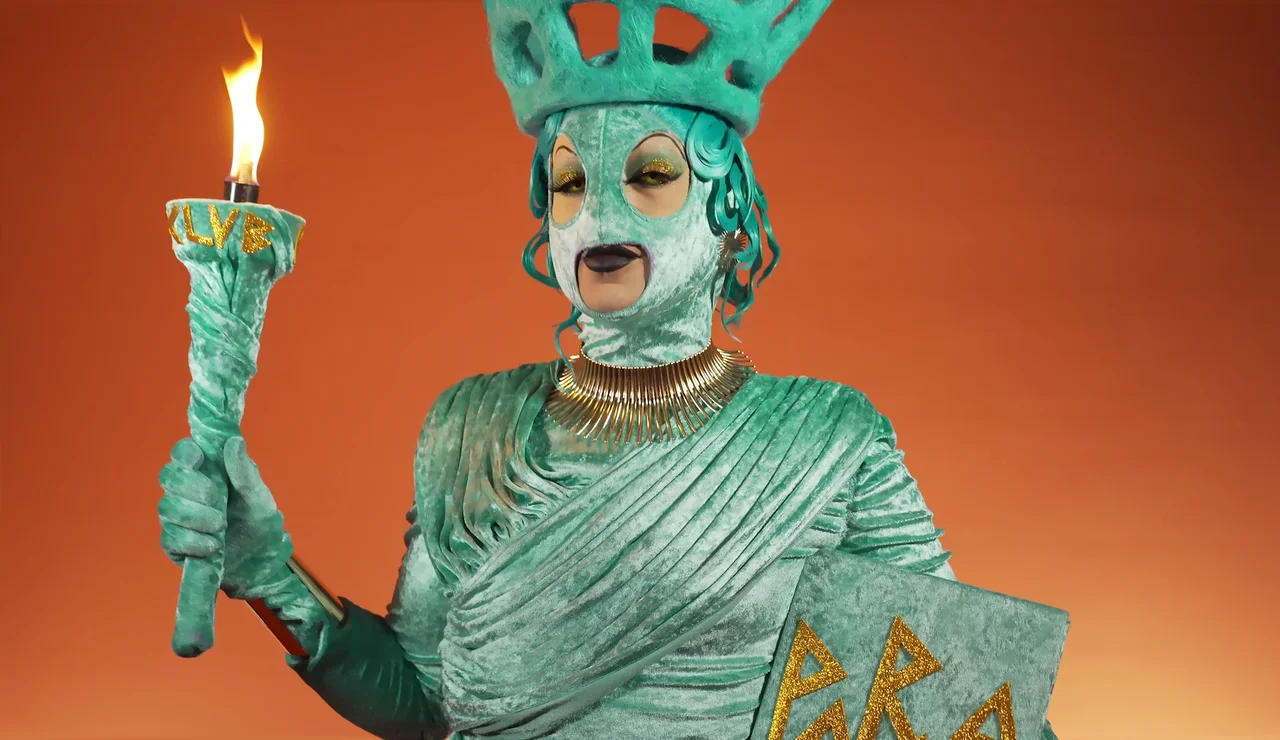 Porca Theclubkid confiesa el motivo por el que comenzó a hacer drag en su autoentrevista: "Fue hace 12 años"