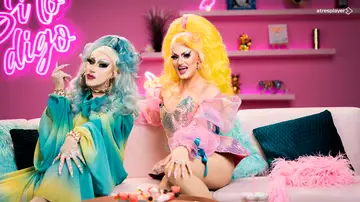 Pink Chadora visita el salón de Samantha Ballentines en Sí lo digo: ¡La reina más charlatana de todas!