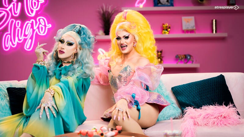 Pink Chadora visita el salón de Samantha Ballentines en Sí lo digo: ¡La reina más charlatana de todas!