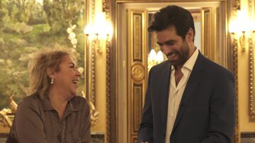 Megan Maxwell descubre cómo se siente Rubén Cortada en las escenas calientes