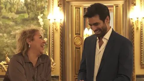 Megan Maxwell descubre cómo se siente Rubén Cortada en las escenas calientes Megan Maxwell descubre cómo se siente Rubén Cortada en las escenas calientes