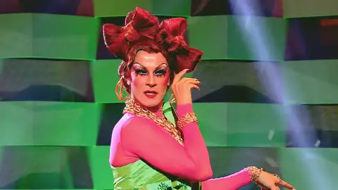 Angelita la Perversa trae la experiencia y el travestismo clásico a Drag Race España: ¡Repasamos sus mejores momentos! Angelita la Perversa trae la experiencia y el travestismo clásico a Drag Race España: ¡Repasamos sus mejores momentos!