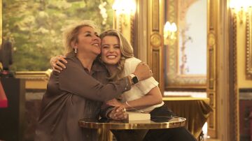 Adriana Torrebejano se sincera con Megan Maxwell: &iquest;A qu&eacute; est&aacute;s esperando? me ha ayudado a quererme m&aacute;s 