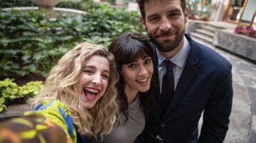 Anna Moliner es Lola en &iquest;A qu&eacute; est&aacute;s esperando?