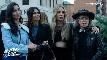 La serie de atresplayer Vestidas de azul nominada a los premios GLAAD  La serie de atresplayer Vestidas de azul nominada a los premios GLAAD