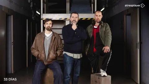 atresplayer arranca el rodaje de ’33 días’, su nueva serie original creada por Carles Porta, con José Manuel Poga y Julián Villagrán como protagonistas atresplayer arranca el rodaje de ’33 días’, su nueva serie original creada por Carles Porta, con José Manuel Poga y Julián Villagrán como protagonistas
