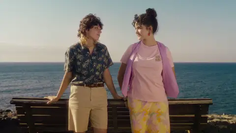 Marina y Lele declarándose Marina y Lele declarándose