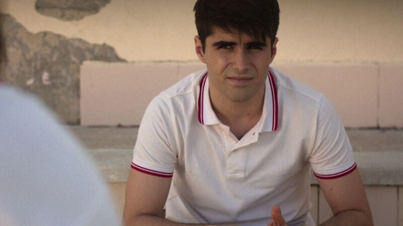 Meri y Jere se conocen en el patio del instituto, el comienzo de una gran amistad 