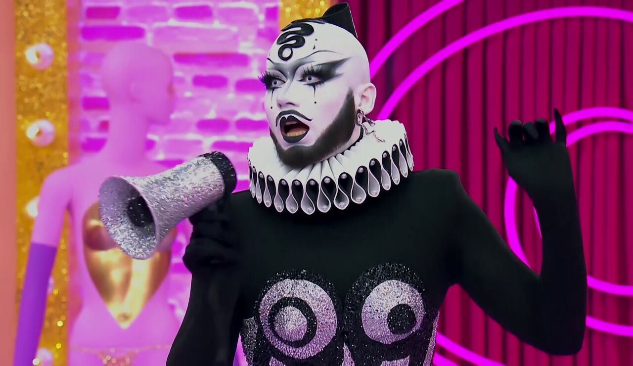 Den&eacute;bola Murnau