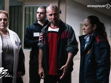 Tr&aacute;iler oficial de 33 d&iacute;as