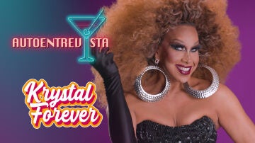 Así define Krystal Forever su drag en la Autoentrevista de Drag Race España: “Camaleónico, divertido y elegante" Así define Krystal Forever su drag en la Autoentrevista de Drag Race España: “Camaleónico, divertido y elegante"