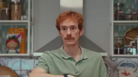 "Con calma y a tu ritmo" el nuevo lema de Mateo Vicho "Con calma y a tu ritmo" el nuevo lema de Mateo Vicho