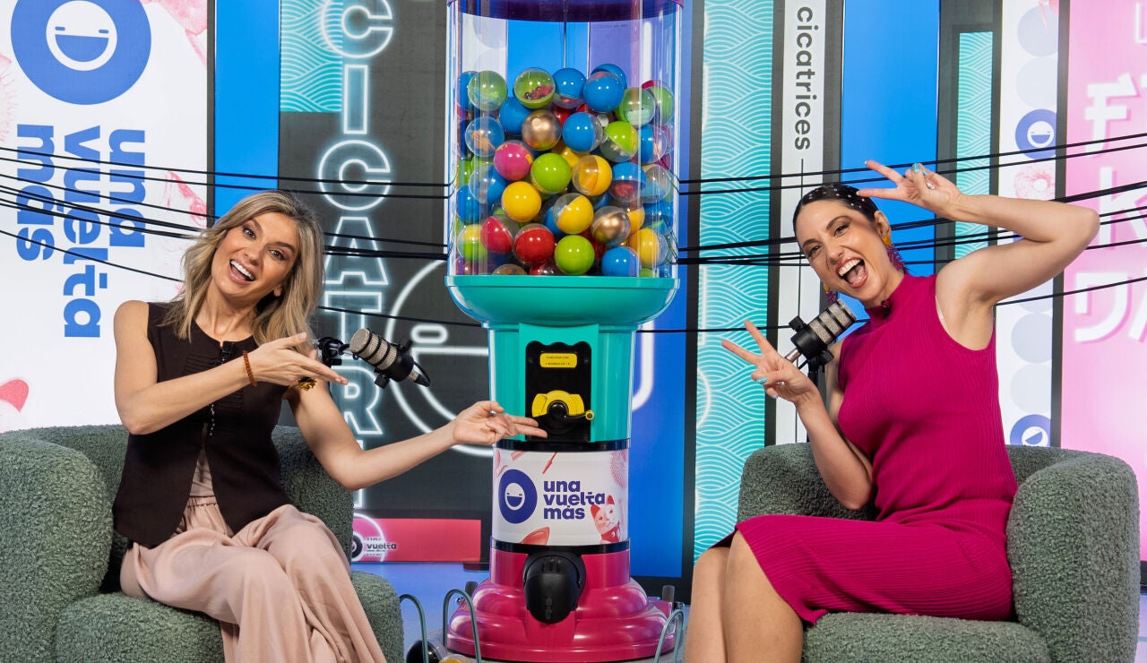 Sandra Golpe y Maya Pixelskaya en Una vuelta m&aacute;s