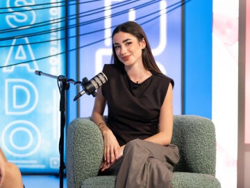 Lola Lolita es Una vuelta m&aacute;s