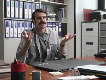 Joan Solé es Hurtado en 33 Días Joan Solé es Hurtado en 33 Días
