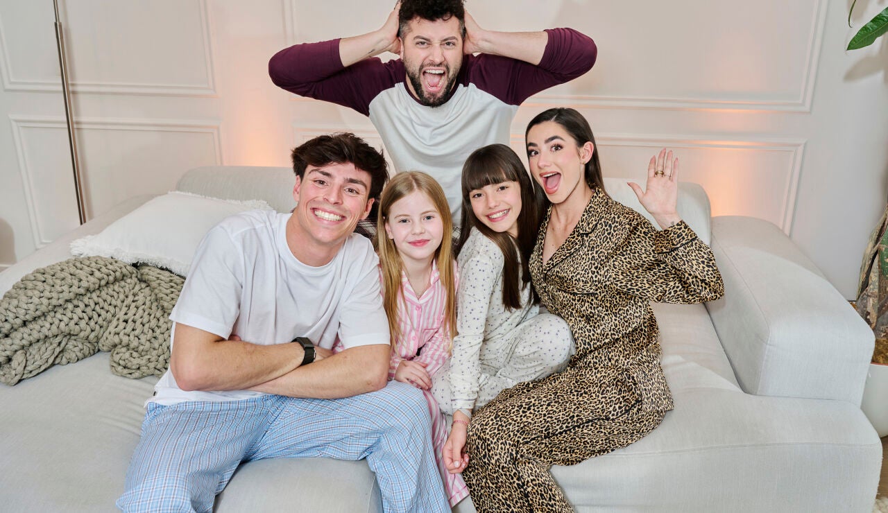Alonso L&oacute;pez, Javi Hoyos, Nahia de las Heras, Amanda C&aacute;rdenas y Lola Lolita