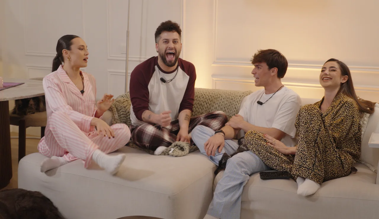 El rey del salseo y la reina de Tiktok reunidos en Pyjamada